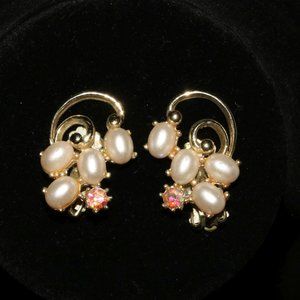 Faux Pearl Pink Rhinestone on Goldtone Earrings